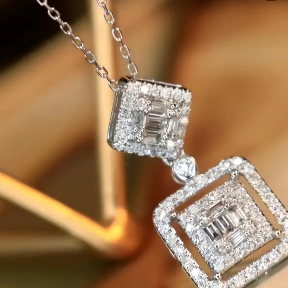 Elegant Silver Square Pendant Necklace